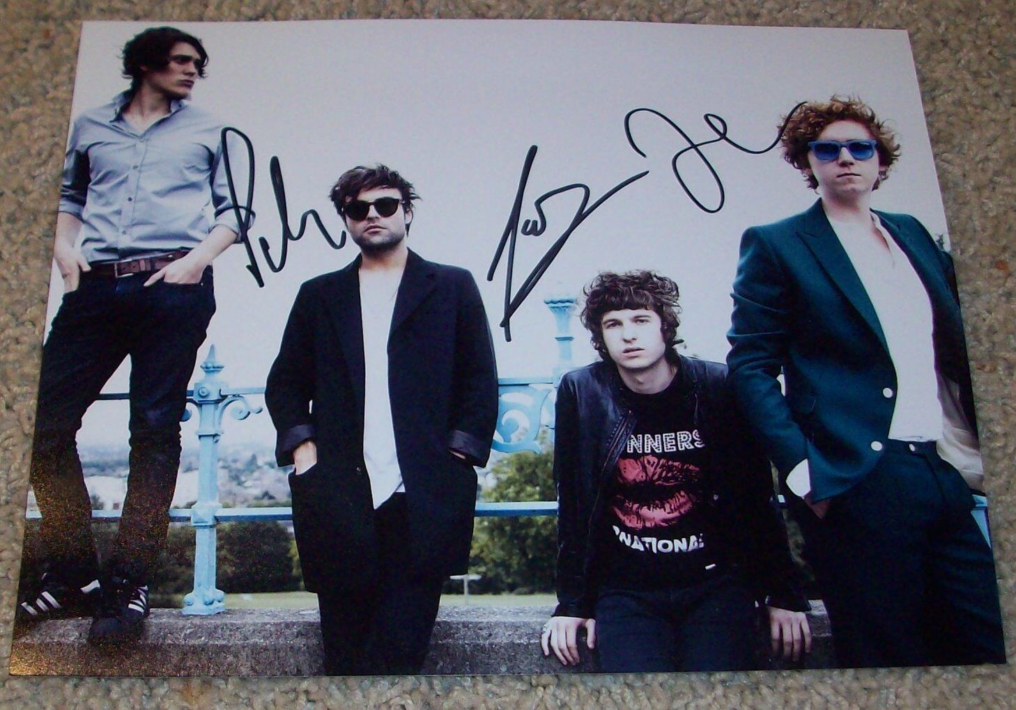 THE KOOKS GROUP SIGNED AUTOGRAPH 8x10 Photo Poster painting B w/PROOF LUKE PRITCHARD +2