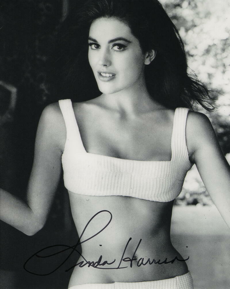 LINDA HARRISON SIGNED AUTOGRAPH 8X10 Photo Poster painting - SUPER SEXY PLANET OF THE APES BABE