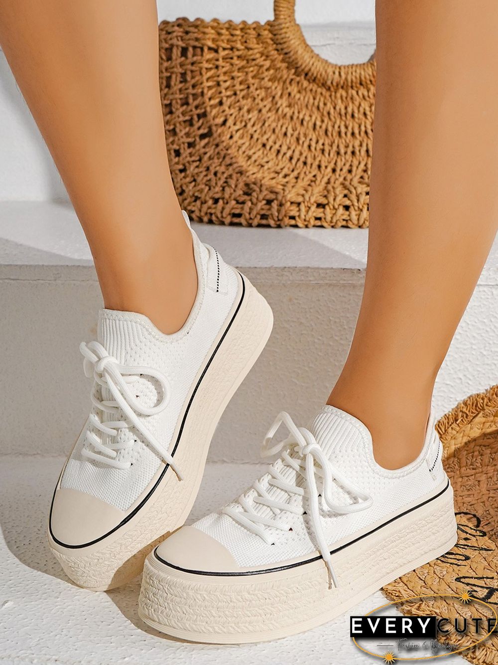 Fashionable Lightweight Breathable Lace-Up Platform Flyknit Casual Shoes