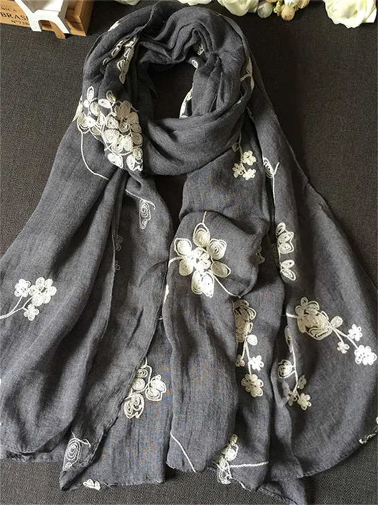 Vintage Floral Embroidered Woven Shawl