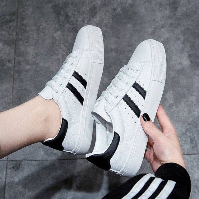 Women Casual Shoes Female Casual Women Sneakers Flats Girl Breathble Vulcanized Shoes Lace Up White Shoes Zapatos De Mujer