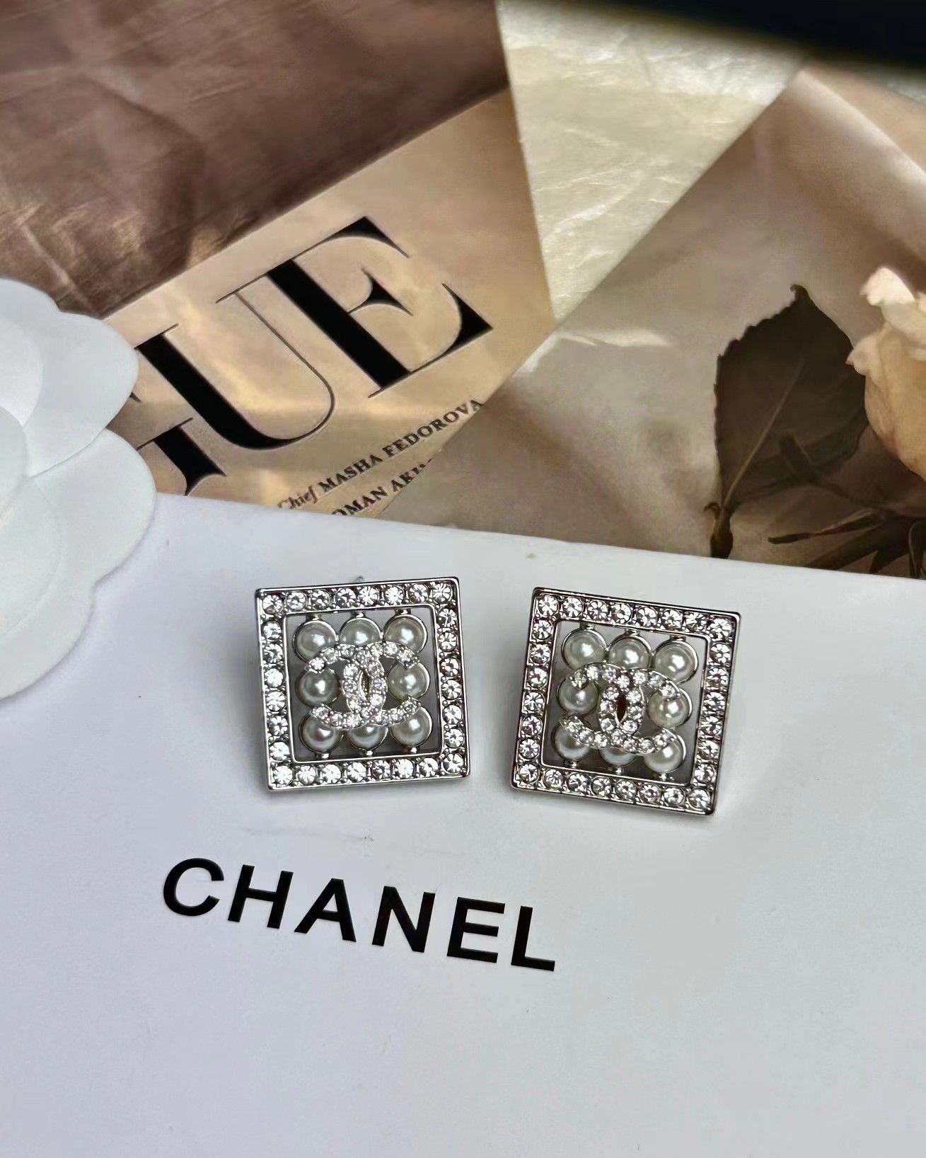 Buy replica Chanel Square Diamond and Pearl Earrings and replica jewelry from PICKS Jewelry