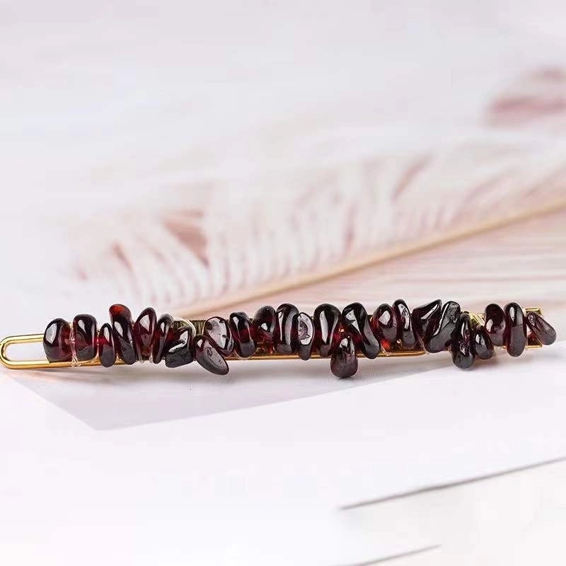 Women’s Retro Geometric Natural Crystal Hair Clip