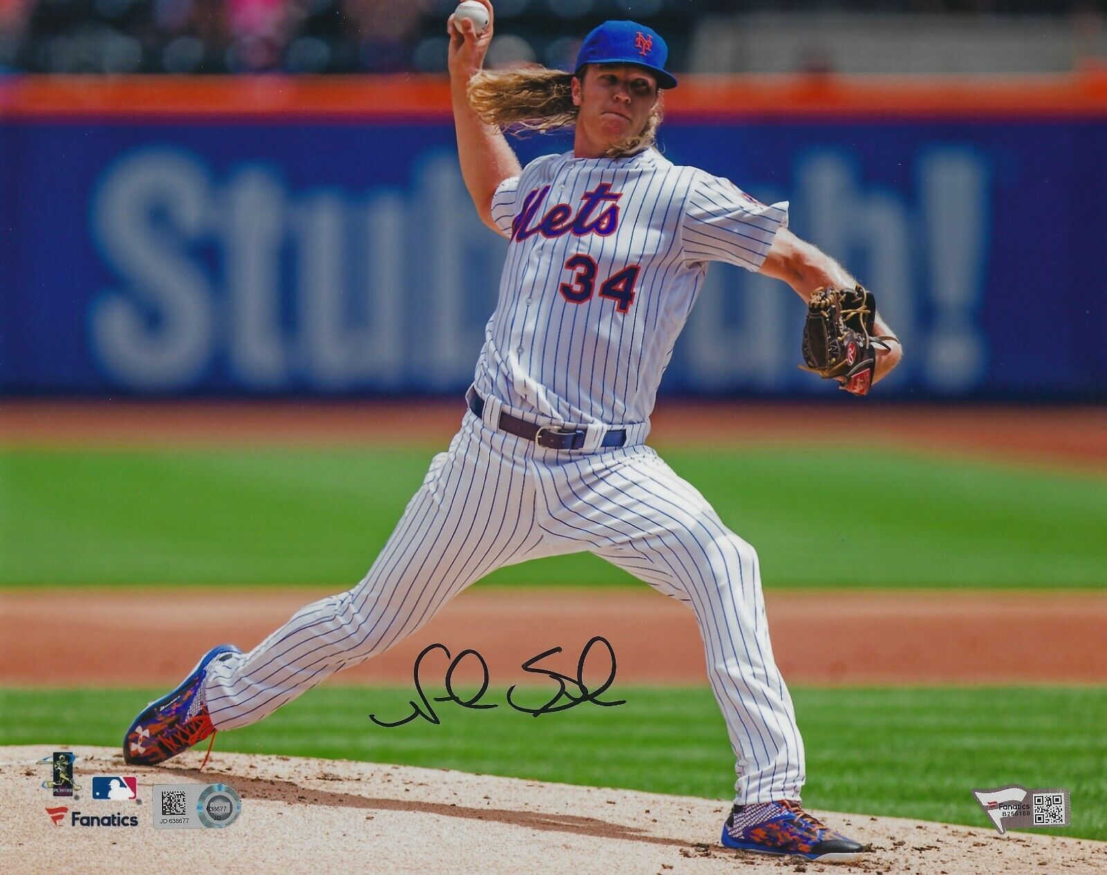 Signed 8x10 NOAH SYNDERGAARD New York Mets Autographed Photo Poster painting - Fanatics COA