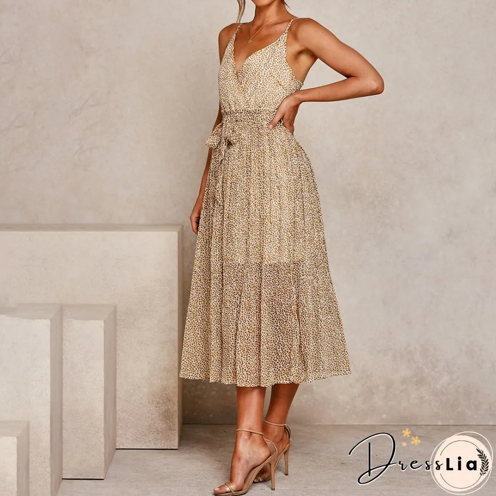 Pleated Elegant Dress With Fashionable Suspenders
