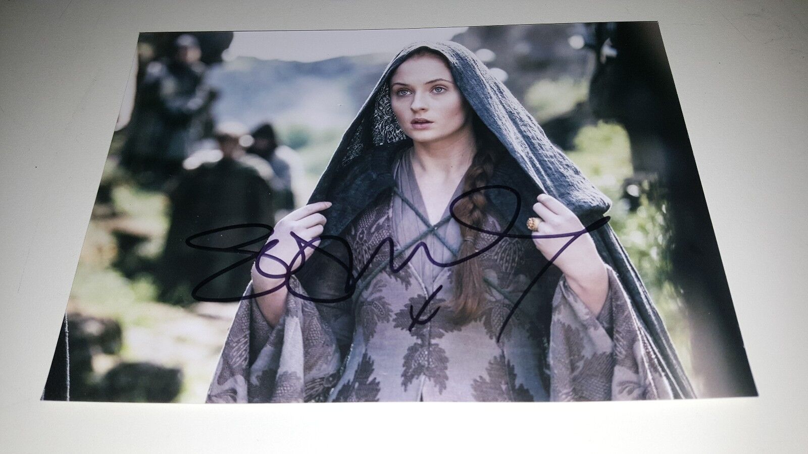 Sophie Turner Hand Signed Autograph Photo Poster painting Game of Thrones Actress Sansa Stark