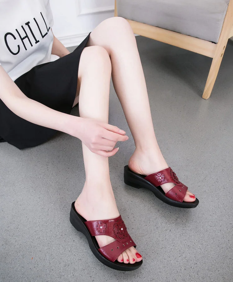 High Quality Summer New Women Shoes Fashion Genuine Leather Shoes Woman Slope Slippers Non-Slip Comfortable Mother Slippers W4
