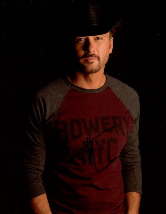 TIM MCGRAW Signed Autographed Photo Poster painting