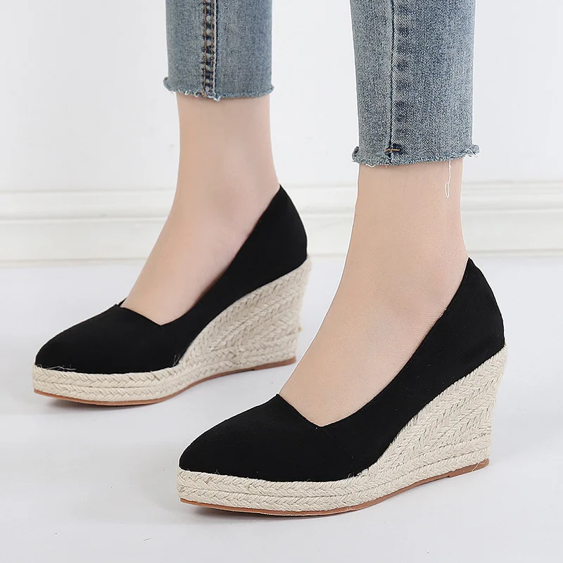 Wongn Wongn Women 2023 Spring And Autumn New Shallow Mouth Pointed Platform High-Heeled Shoes Working Shoes Thick Heel Grass