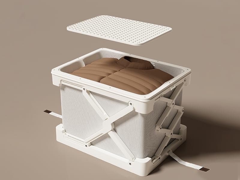 真空壓縮收納箱使用步驟二：放入衣物並安裝壓縮板