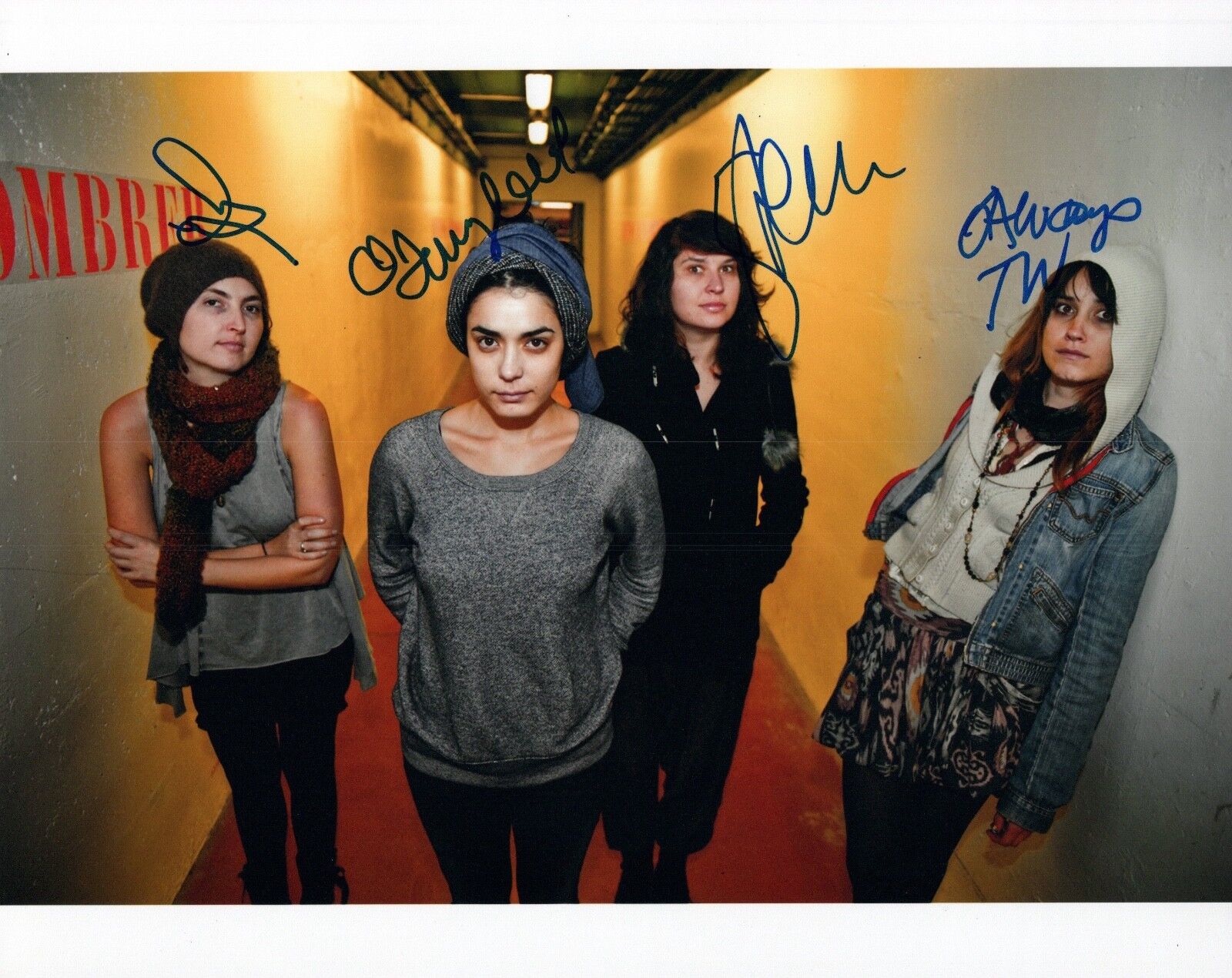 WARPAINT Signed Autographed 8x10 Photo Poster painting Full Band COA VD