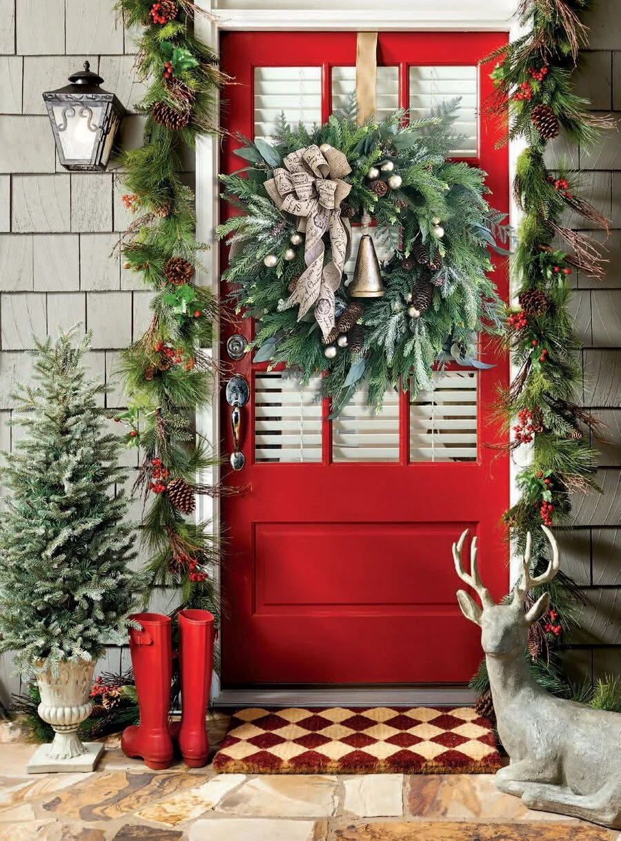 Evergreen Wreath With Gold Bell