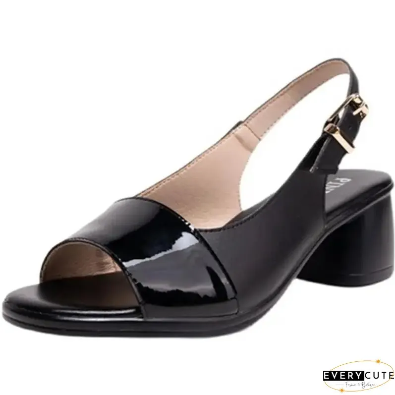 Relaxed and Airy Sandals
