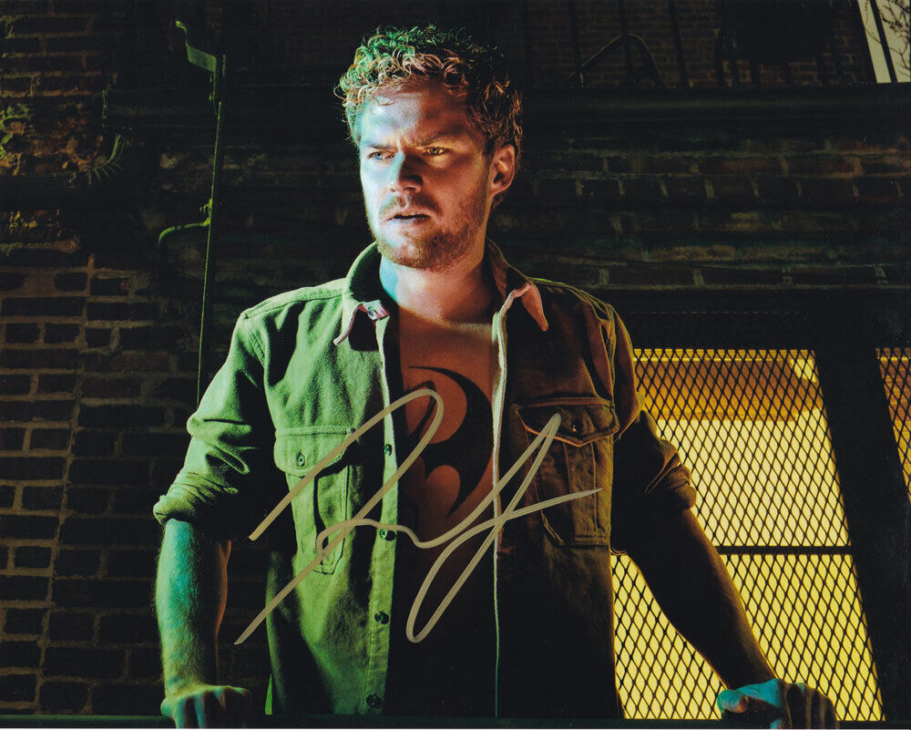 Finn Jones In-person AUTHENTIC Autographed Photo Poster painting SHA #17463