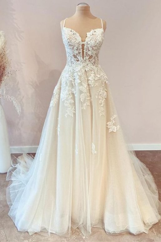 Stunning Spaghetti-Straps Tulle A-line Wedding Dress With Appliques Lace | Ballbellas Ballbellas