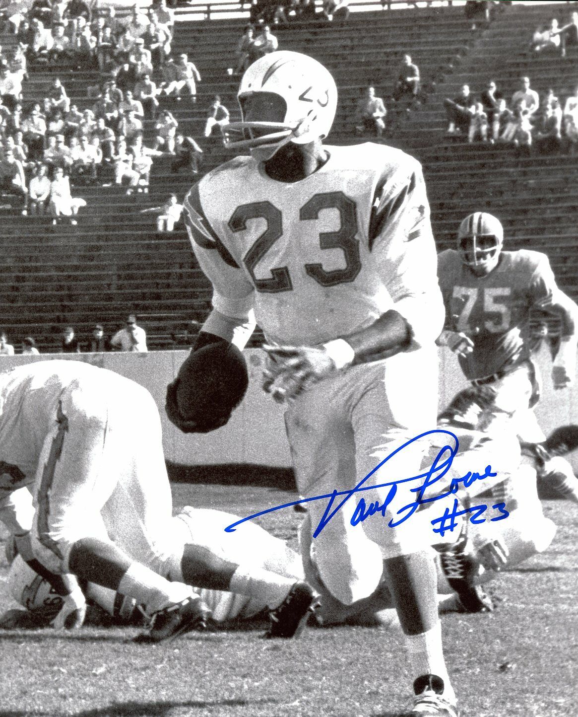 Paul Lowe autographed 8x10 San Diego Chargers In Person B&W #9