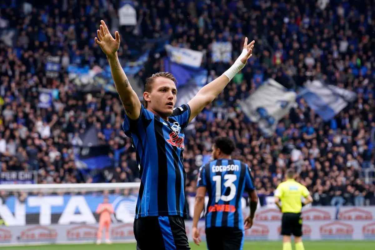 Retage joins Huesca medical passedjersey|football shirt|football kit|football sportswear