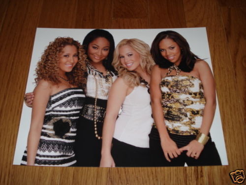 Cheetah Girls 8x10 Promo Photo Poster painting Color