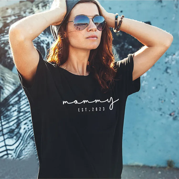 Mommy Est 2023 - Personalised T-Shirt,Mothers Day Gift,Mom T shirt