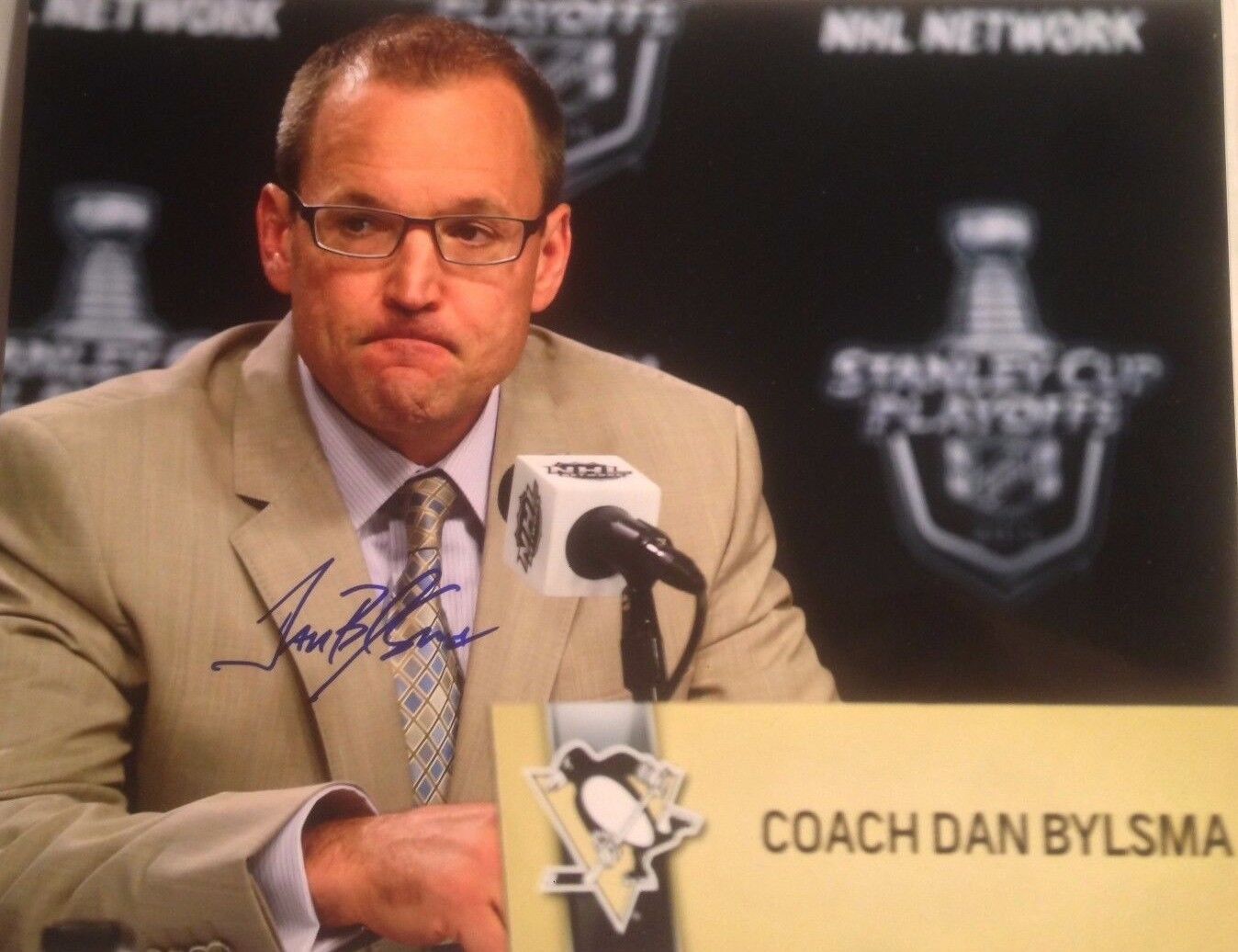 DAN BYLSMA AUTOGRAPH 09 CHAMPS GLOSSY Photo Poster painting PITTSBURGH PENGUINS signed 8x10