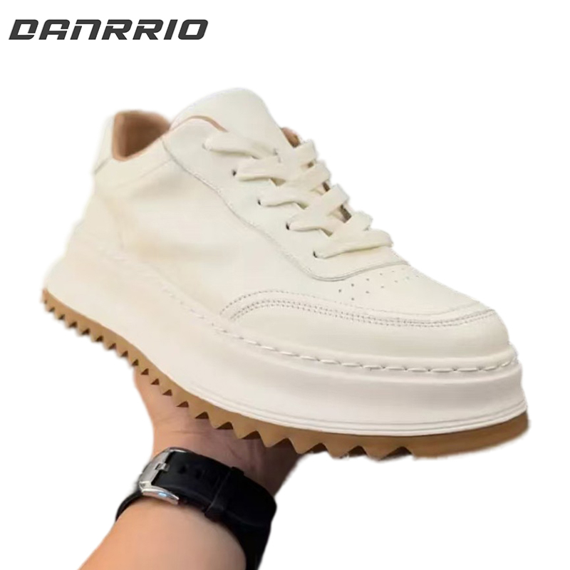 DANRRIO Handmade Retro Horsehide Soft Sole Casual Sneakers DANRRIO.COM DANRRIO