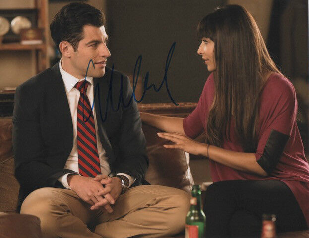 GFA New Girl Schmidt * MAX GREENFIELD * Signed 8x10 Photo Poster painting AD3 PROOF COA