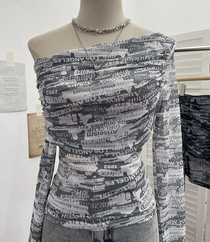 Nigikala Nigikala Tie-Dye-Print Mesh Folded Long-Sleeved T-Shirt With A Word-Collar Slanted Shoulder-To-Back Short Top 1183