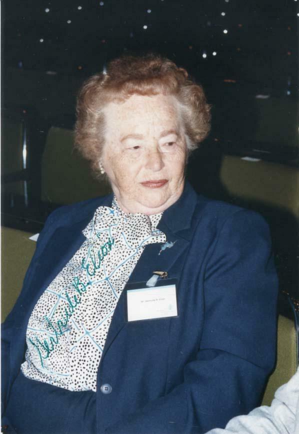 Gertrude B. Elion (+) Autograph NOBEL PRIZE in Medicine 1988, signed Photo Poster painting
