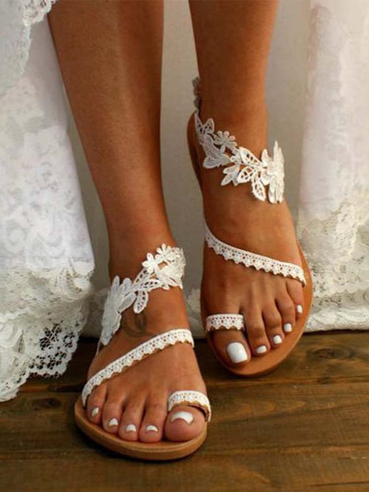Comstylish Lace Floral Design Flat Sandals