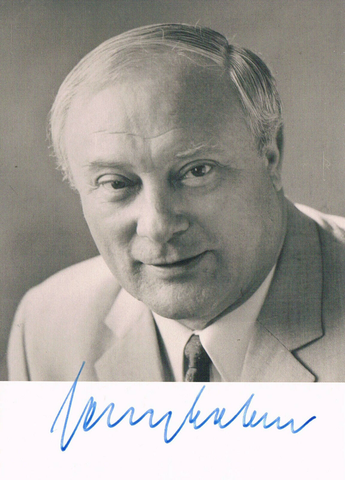 Germany Georg Leber 1920-2012 autograph signed 4x6