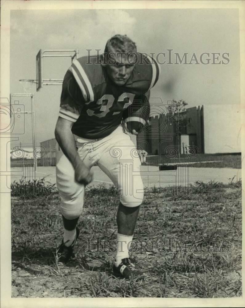 Press Photo Poster painting Football player Dale Milward - sas15015