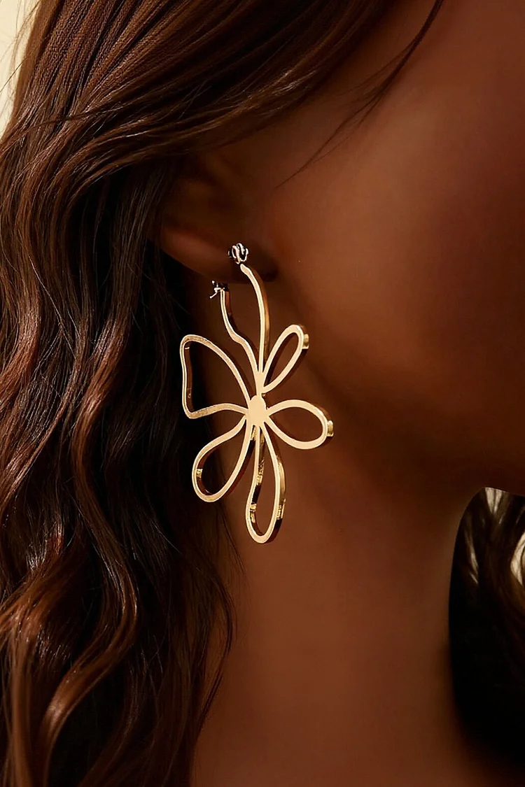 Elegant Gold Hollow Out Irregular Floral Shaped Earrings 2024 - Xpluswear