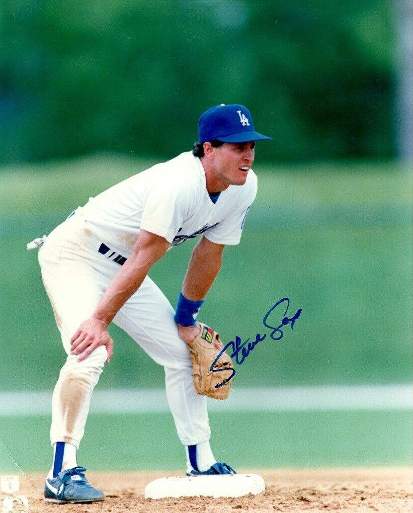 Signed 8x10 STEVE SAX Los Angeles Dodgers Autographed Photo Poster painting - w/COA