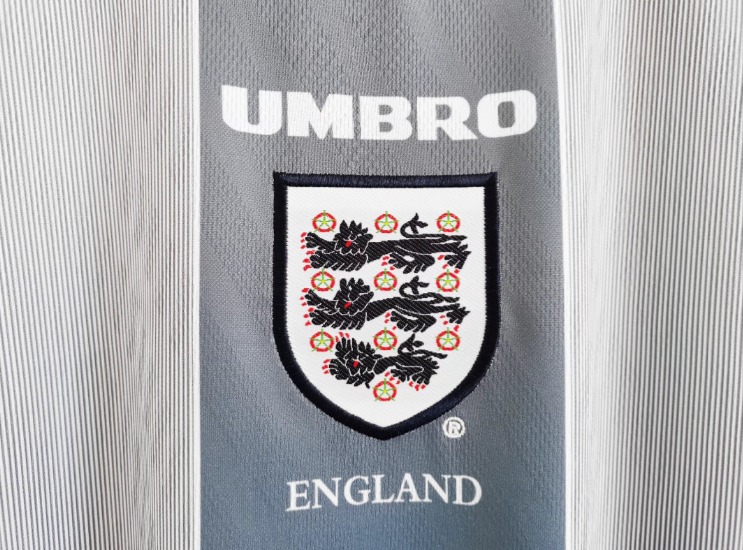 1996 England Away Retro Long Sleeve Men's Football T-Shirt Thai Quality