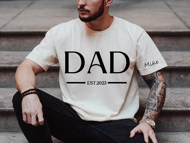 💖For Dad💖Custom Dad Est with Kids Names and Heart on Sleeve Sweatshirt,Unique Gifts for Dad, Father's Day Gift