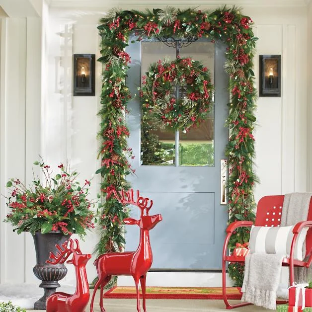 THE CORDLESS PRELIT SAVANNAH HOLIDAY TRIM