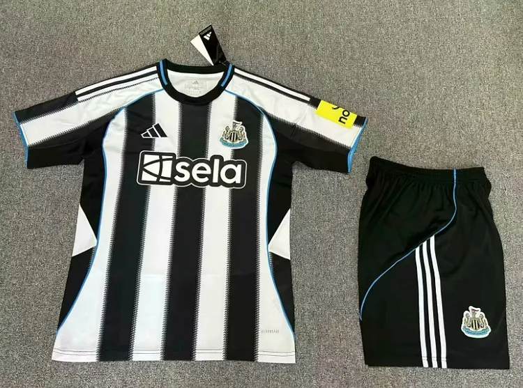Newcastle United home kit for the 2025-26 season