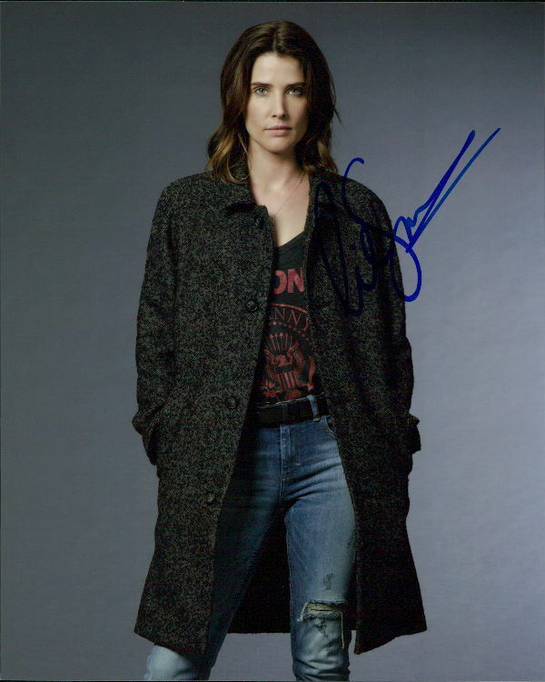 Cobie Smulders (Stumptown) signed 8x10 Photo Poster painting COA