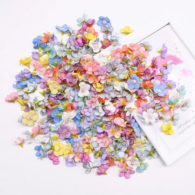 50Pcs 2cm Multicolor Daisy Flower Heads Mini Silk Artificial Flowers for Wreath Scrapbooking Home Wedding Decoration