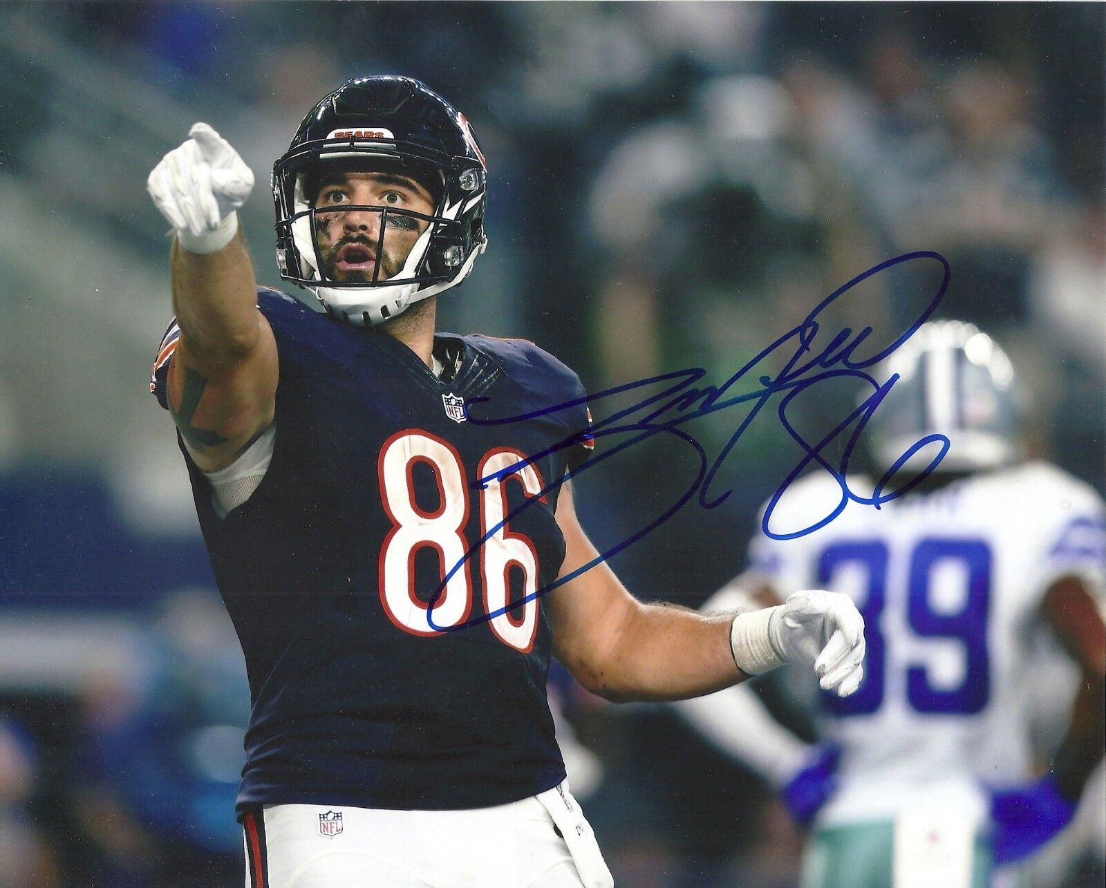 ZACH MILLER 'CHICAGO BEARS' TIGHTEND SIGNED 8X10 PICTURE *COA 2