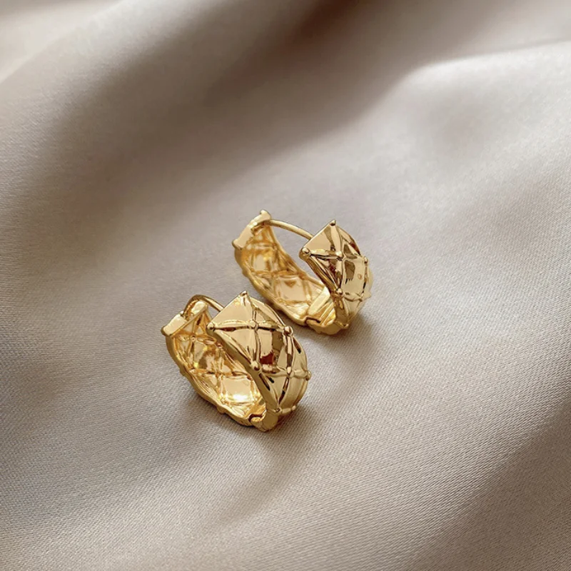 Vintage Fashion Hoop Earrings