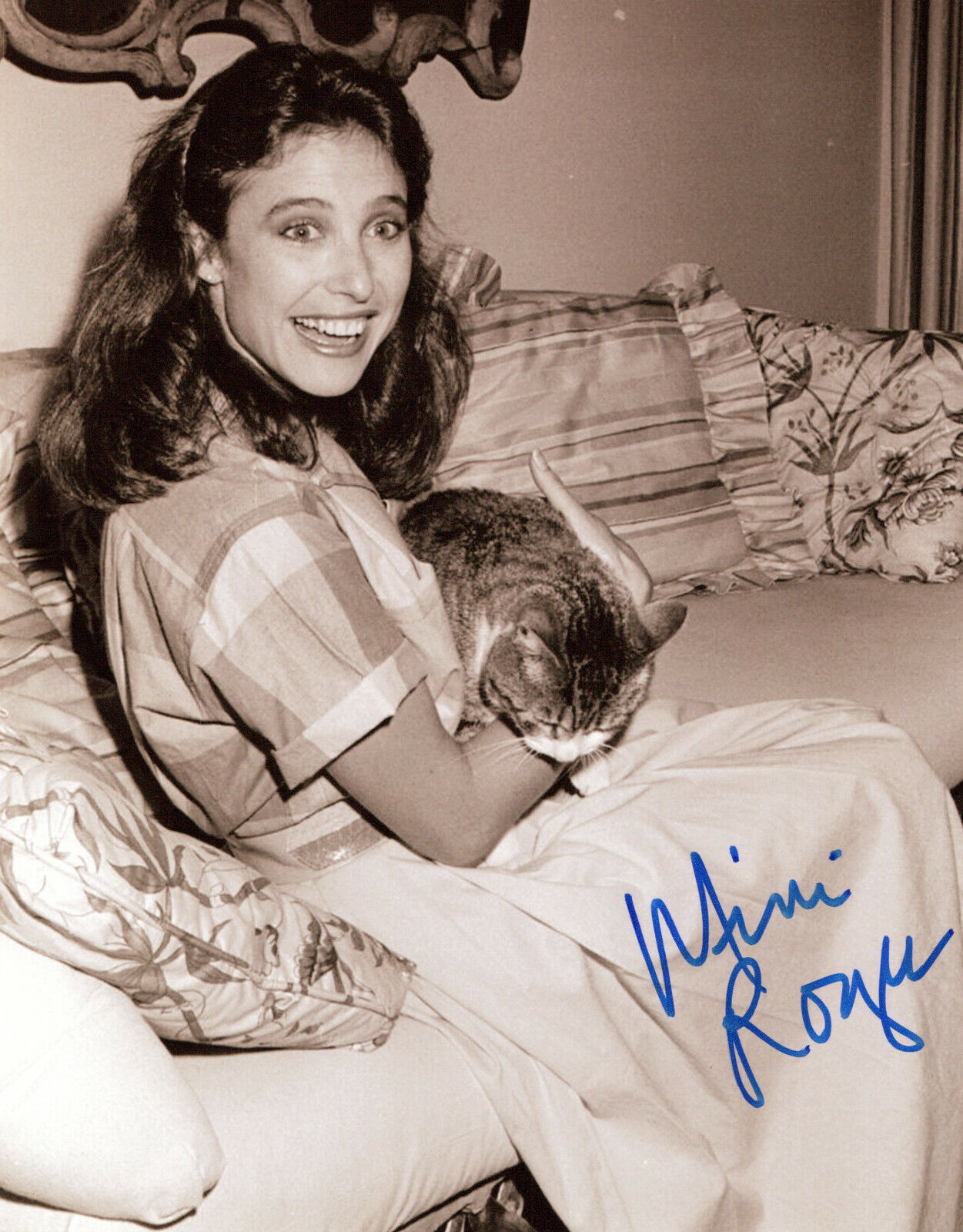 Mimi Rogers glamour shot autographed Photo Poster painting signed 8x10 #5