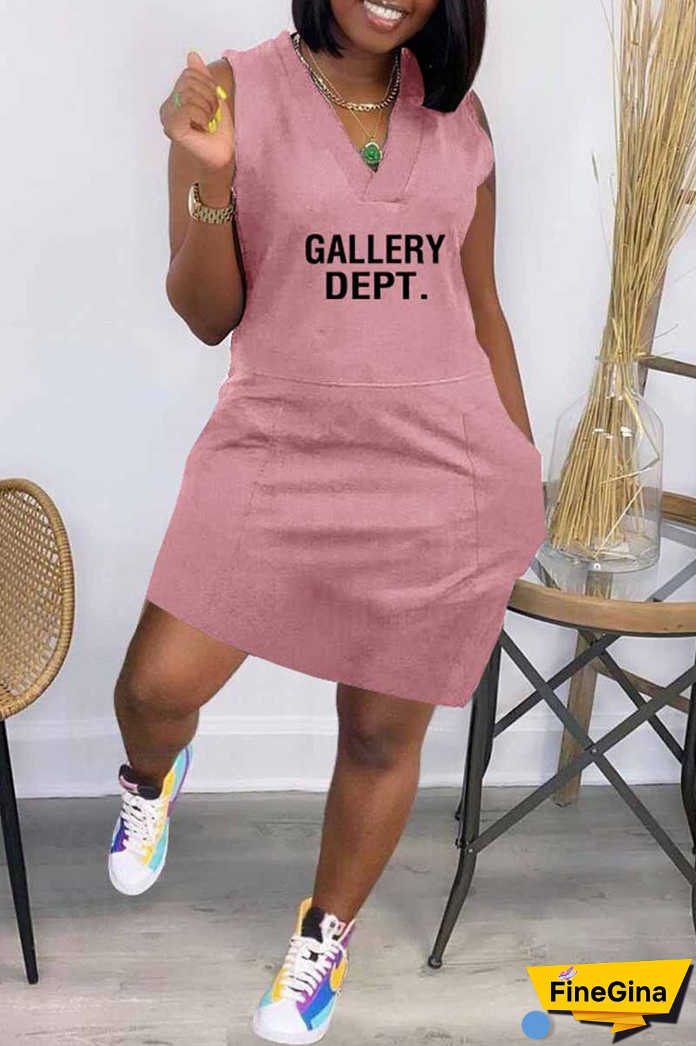 Army Green Street Print Letter V Neck One Step Skirt Dresses