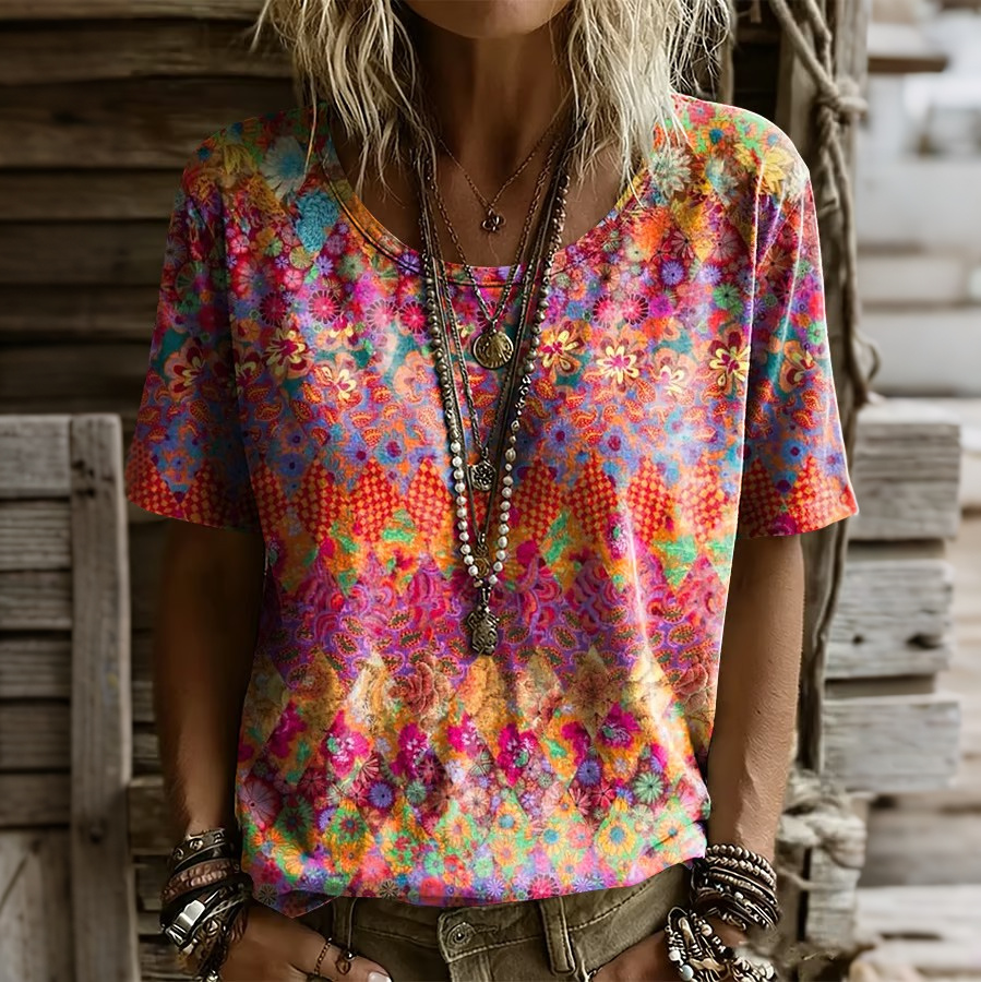 Comstylish Women's Vintage Tribal Gradient Pattern Print Short Sleeved T-shirt