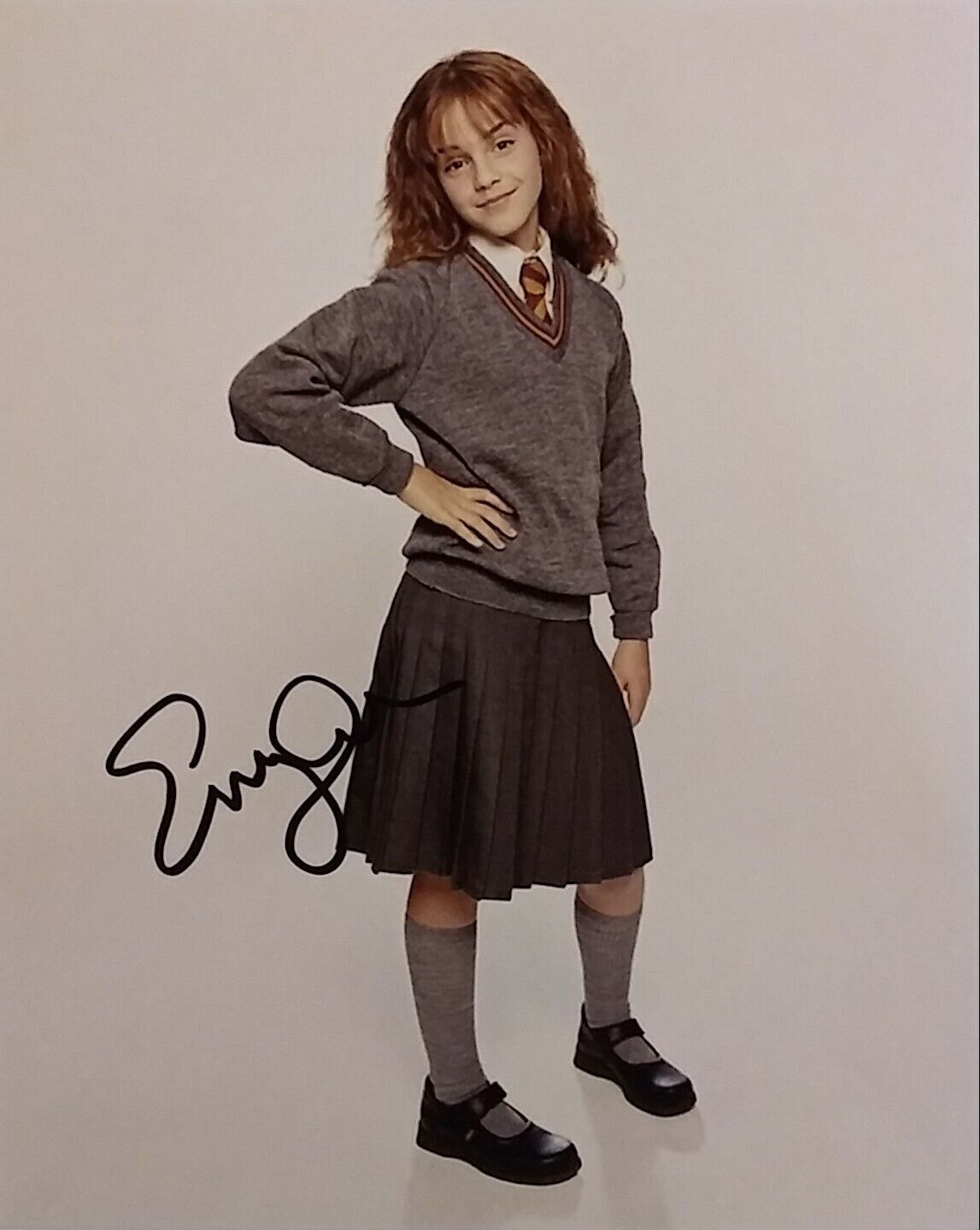 Emma Watson signed 8 x 10