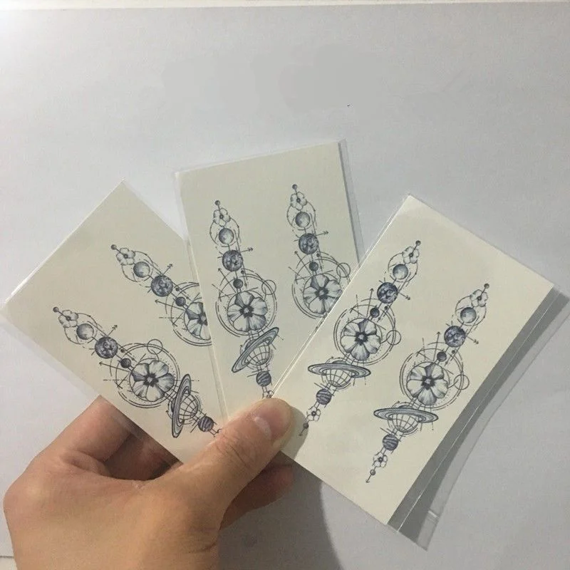 Waterproof Tattoo Stickers Cute Pattern Fake Tattoos Love Hourglass Sexy Girl Arm Clavicle Animal Wolf Temporary Tatoo Sticker