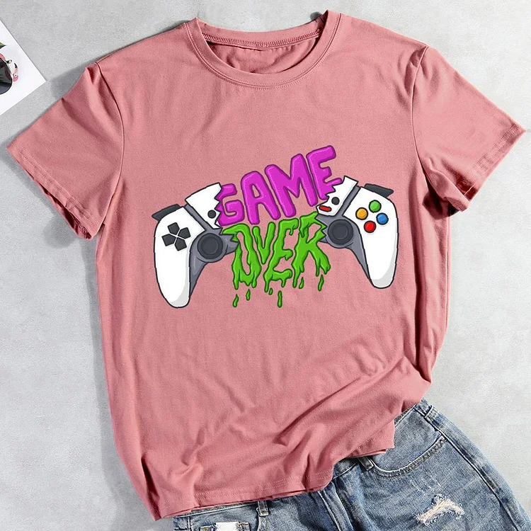 game over Round Neck T-shirt