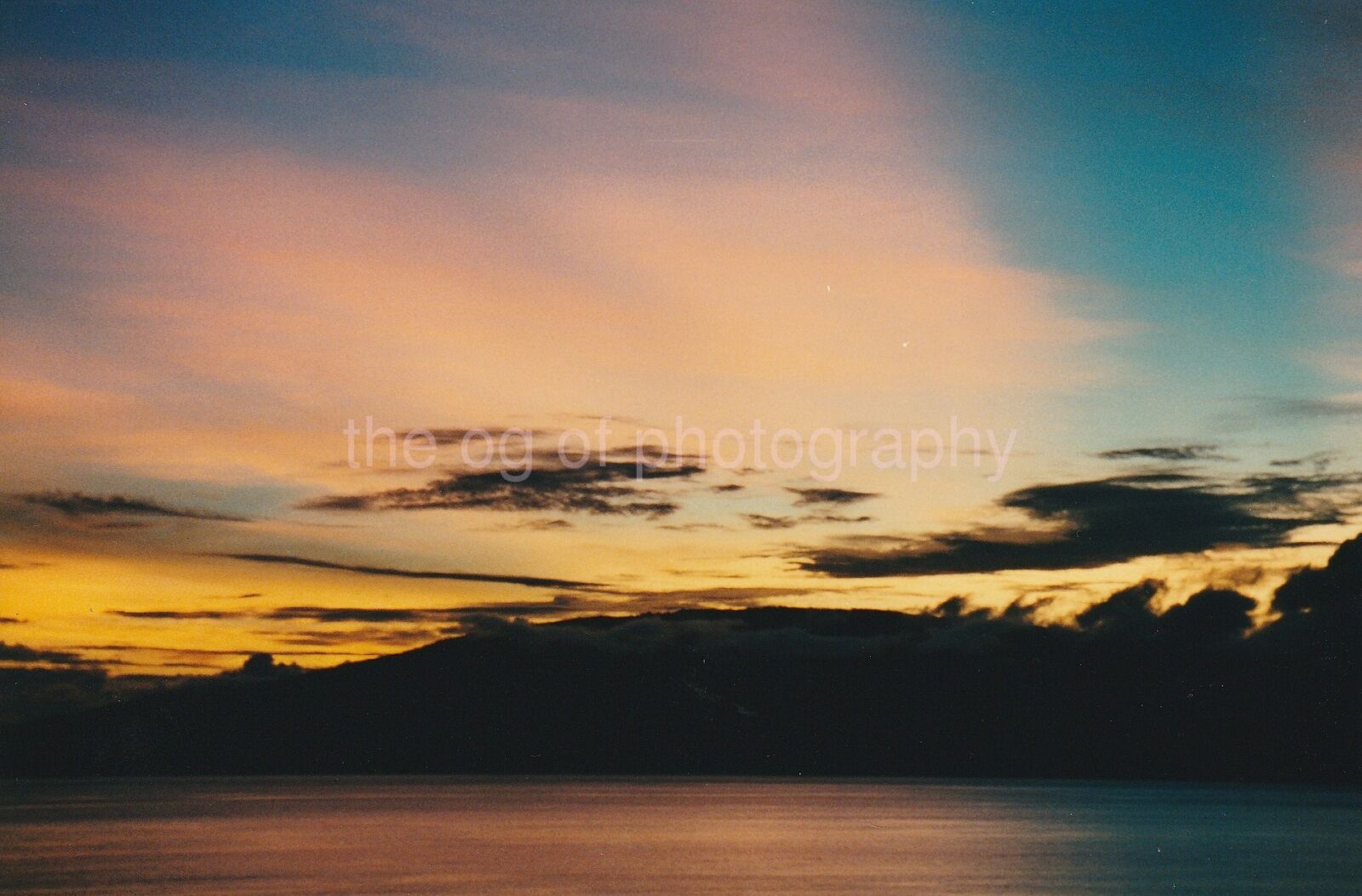 Sky Water Interplay FOUND Photo Poster paintingGRAPH ColorOriginal VINTAGE 93 4 M