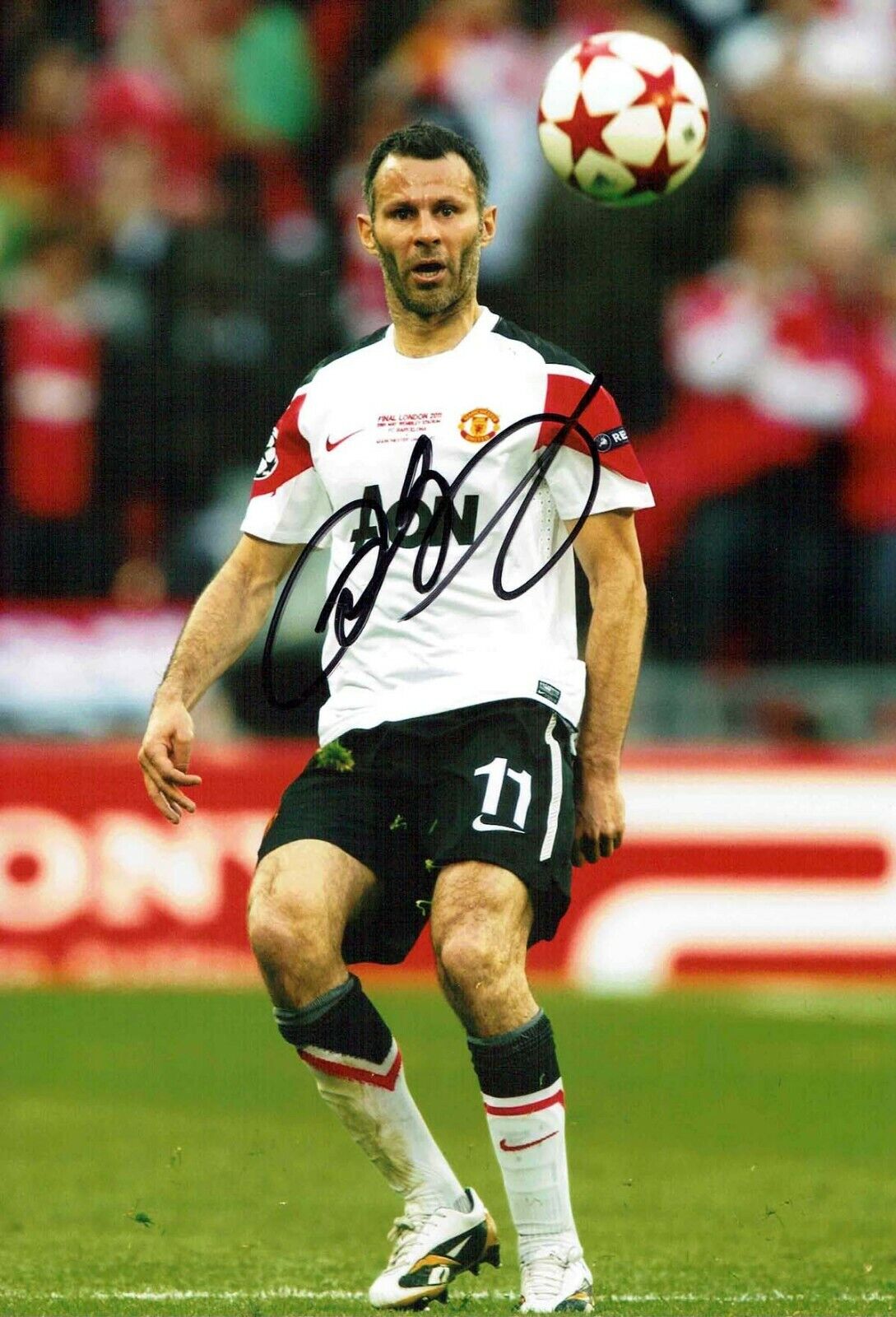 Ryan GIGGS Signed Autograph 12x8 Manchester United Football Photo Poster painting 1 AFTAL COA