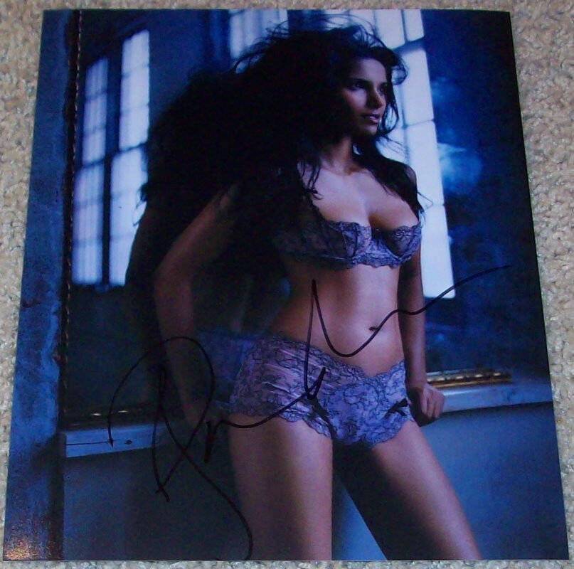 TOP CHEF PADMA LAKSHMI SIGNED AUTOGRAPH SEXY 8x10 Photo Poster painting C w/PROOF